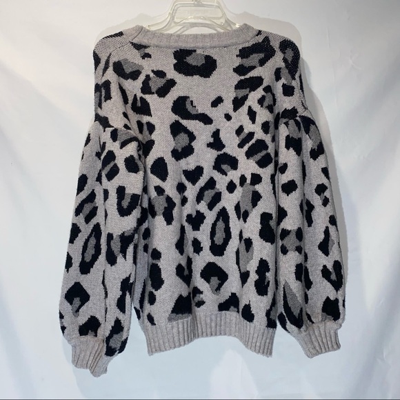 Entro Leopard Sweater Women’s Medium - Picture 5 of 8